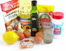 Тонкости приготовления лимонного бисквита с пропиткой, на кефире, с маком